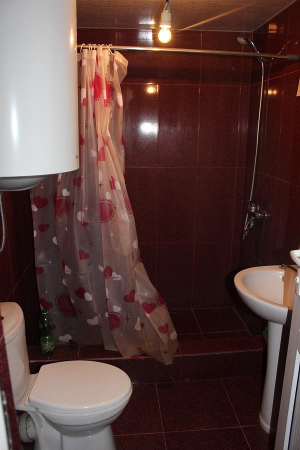 Jeiran Japaridze'S Guesthouse Mestia Luaran gambar