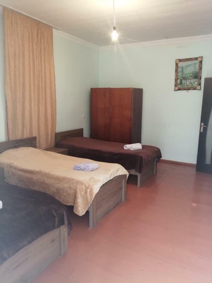 Jeiran Japaridze'S Guesthouse Mestia Luaran gambar